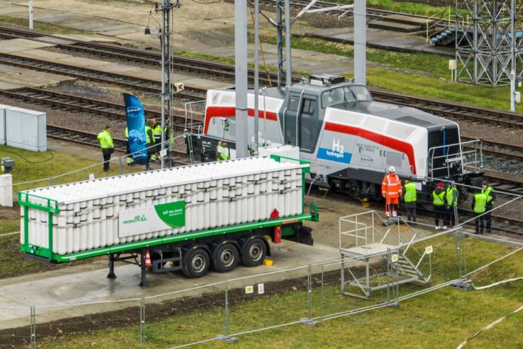 Vodíkový posunovač společnosti PESA schválený k provozu v Polsku