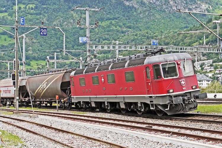 Switzerland invests in Milan freight terminal to boost rail transport through the Alps