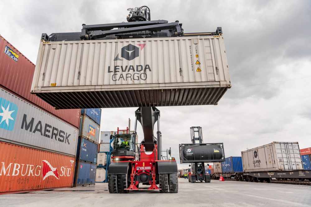 © Levada Cargo