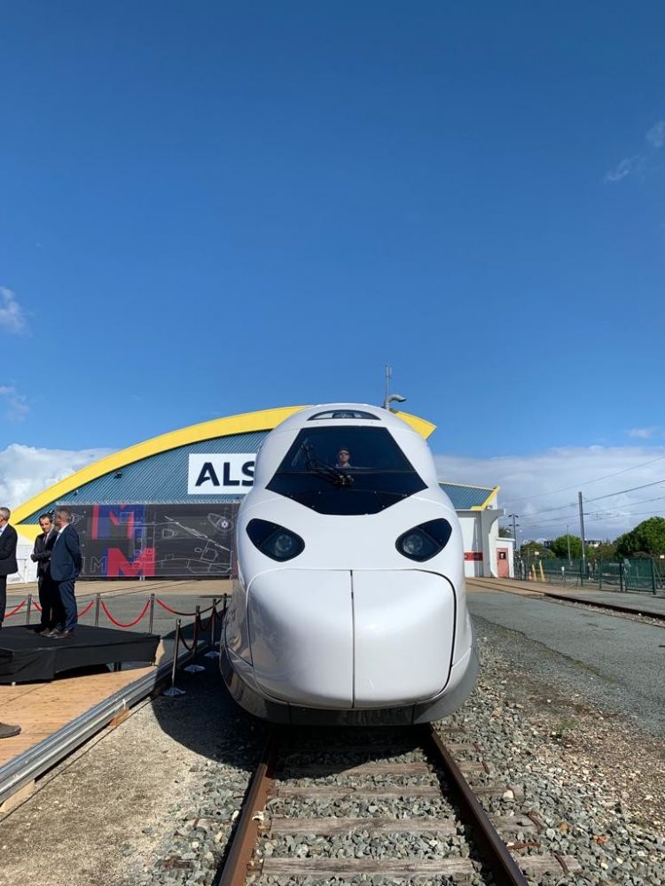 SNCF orders 100 'TGV of the Future' trains from Alstom