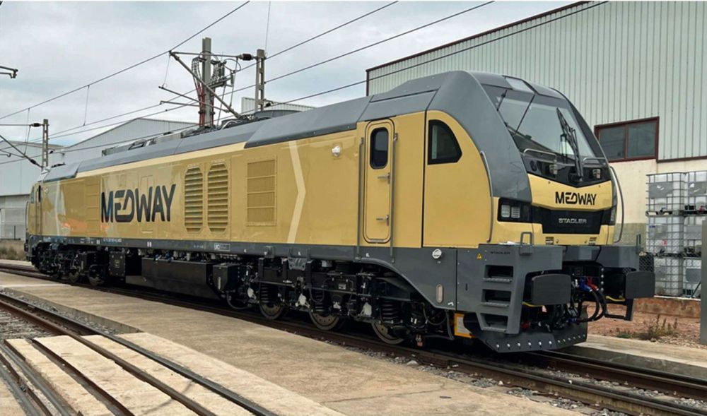 Alpha Train delivers Euro4001s to Medway | Latest Railway News