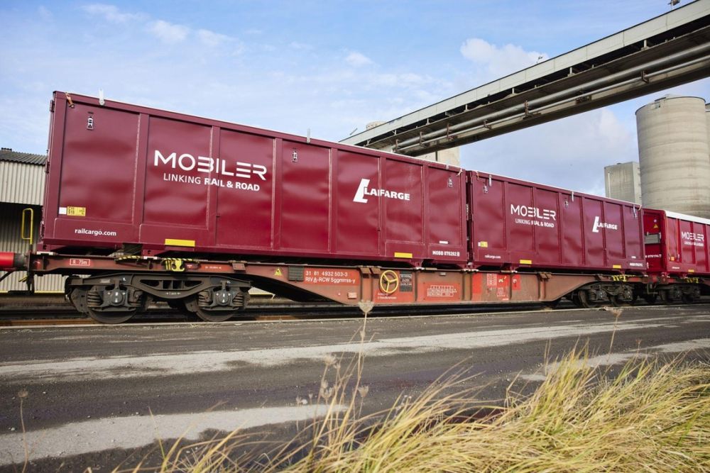 MOBILER structure on the Sggmrrss-y wagon&nbsp;© Rail Cargo Austria