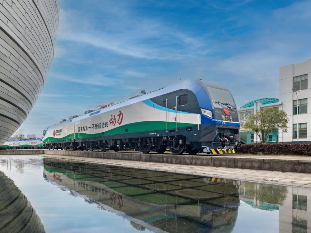 New 10.4 MW CRRC locomotive for China | Latest Railway News