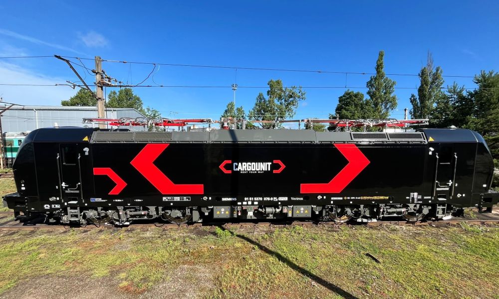 CARGOUNIT amplia la flotta con due nuove locomotive Siemens Vectron MS