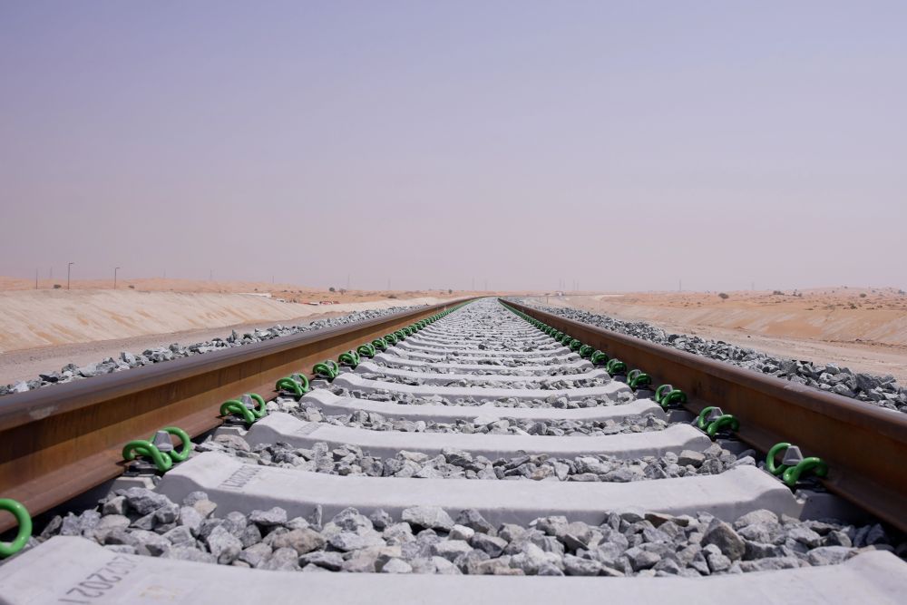 @etihadrail.ae