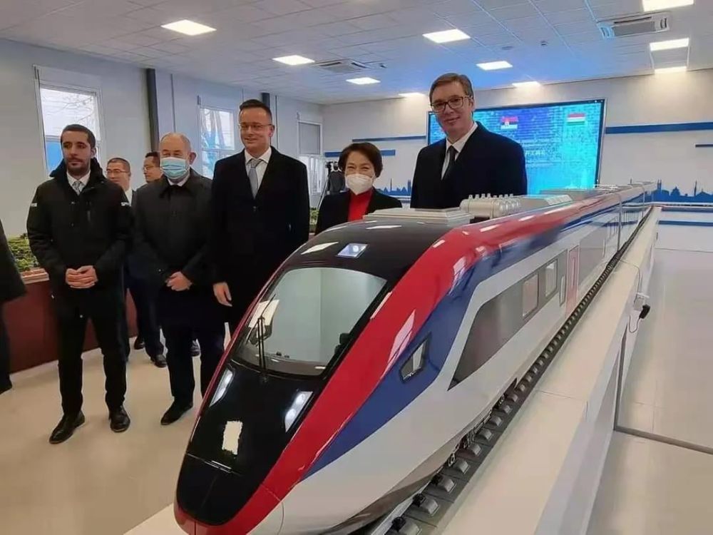Model of 5 initial trainsets ordered in 2023&nbsp;© CRRC