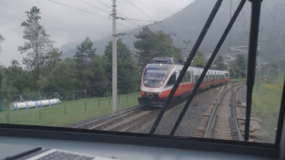 Kvůli nepříznivému počasí dochází v Rakousku k rozsáhlým výpadkům provozu ÖBB (aktualizováno)