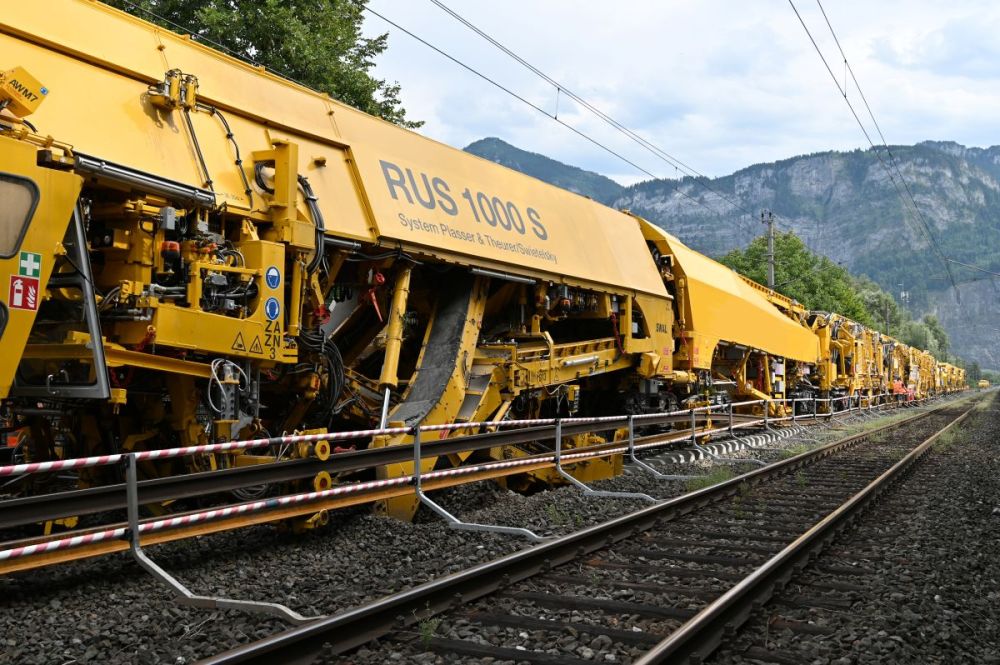 Illustration picture © Plasser &amp; Theurer